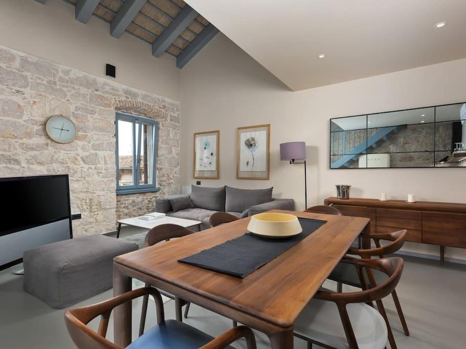 Loft De24 By Irundo Διαμέρισμα Ρόβινι Εξωτερικό φωτογραφία